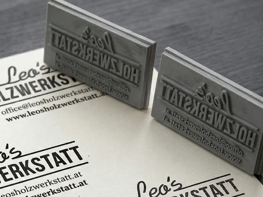 Einzelne, präzise lasergravierte Stempelplatten zum Nachbestellen für alle Trodat Modelle mit individuellem Wunschmotiv.